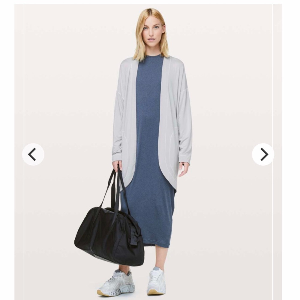 Lululemon Lab Josei Wrap in Smooth Silver New